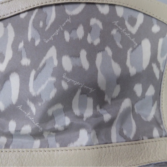 Aimee Kestenberg Lovers Lane Leather Expandable Backpack NWT Top Handle w Heart - Picture 9 of 15